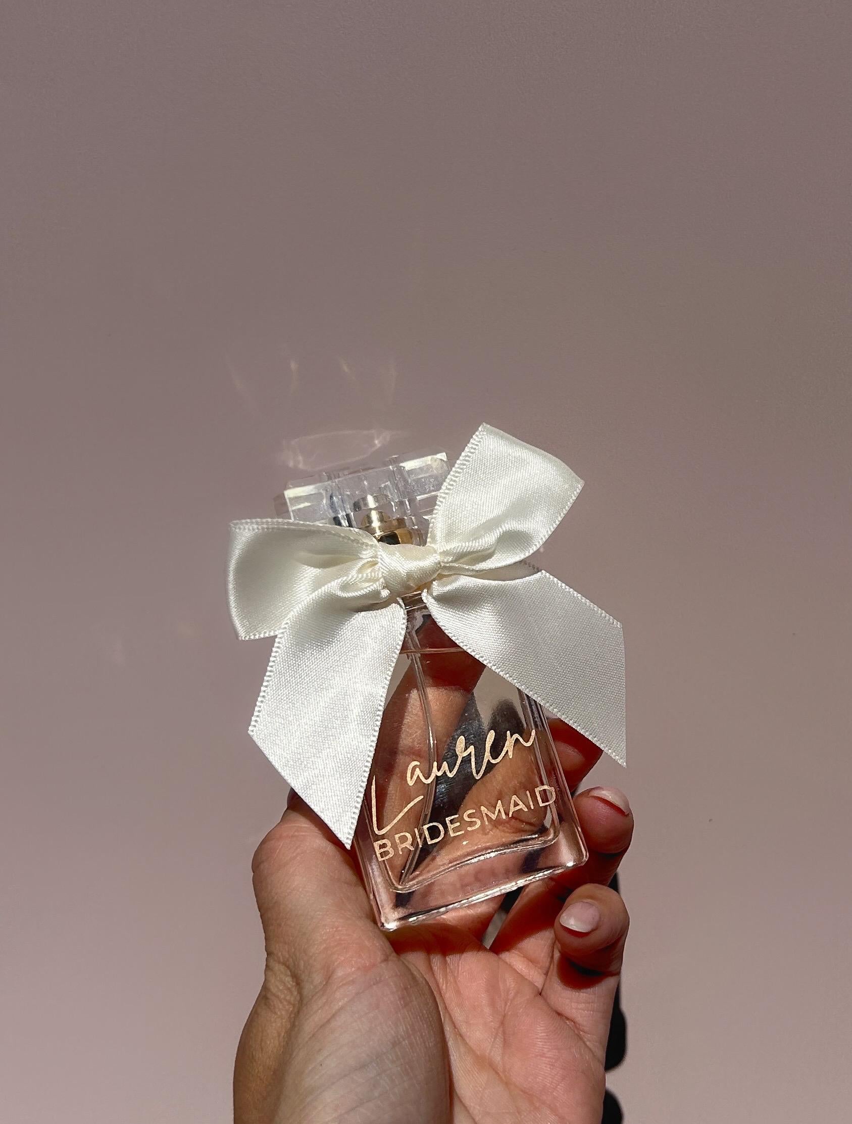 SignatureeStore 30ml Hand-Etched Glass Perfume Bottle Personalized Gift